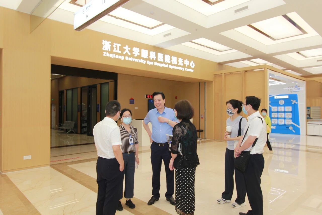 2b8f0977ec1548da5b1c52232000cc01.jpg 2b8f0977ec1548da5b1c52232000cc01.jpg