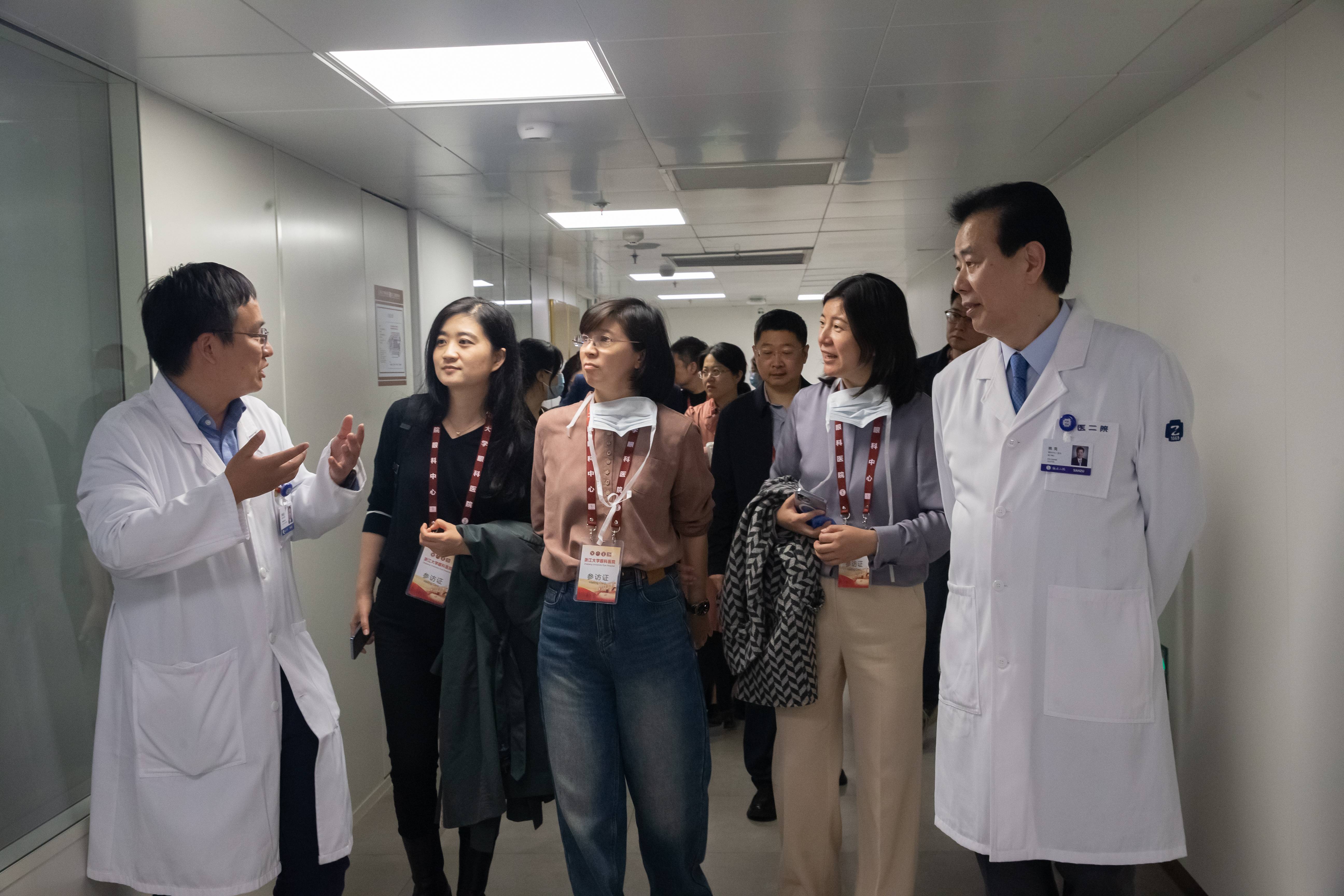 D22T9556(1).jpg D22T9556(1).jpg